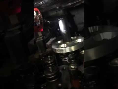 How to replace 24v cummins valve springs