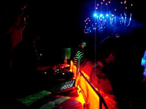 DJ NETTO BUCK @FATTO GASTROBAR -projeto  CARPE NOCTEM  14/11/2011 - video 2