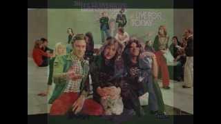 Les Humphries Singers - The Writing Is On The Wall