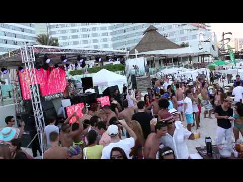 ME Cancun Randall jones & Sandra Collins