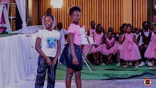 Download lagu SHANDESH & MVZZLE - SDUDLA OR SLENDER -THREE STUDENTS GUESTS  WEDDING DANCE mp3