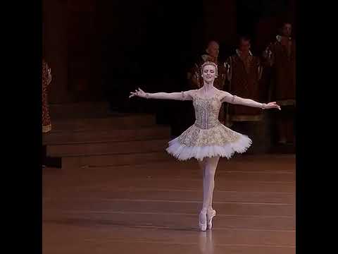 Olga Esina - Principal, Vienna State Ballet: Raymonda