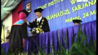 preview picture of video 'Wisuda ke 47 Tahun 2012 ITN Malang'