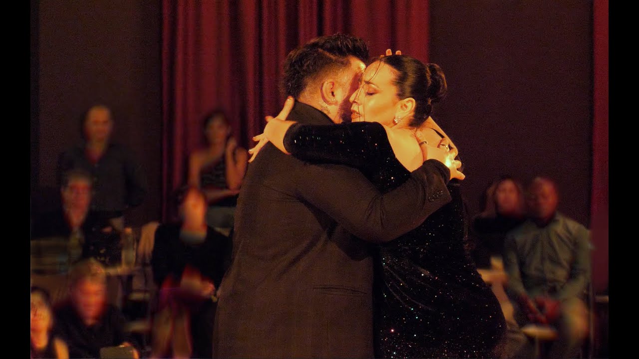 Video thumbnail for SEBASTIAN BOLIVAR Y. CYNTHIA PALACIOS- campioni del MONDO TANGO de pista 2022