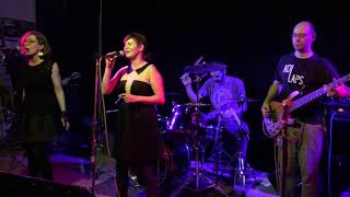 Video Zahraa Welcome to My Madness