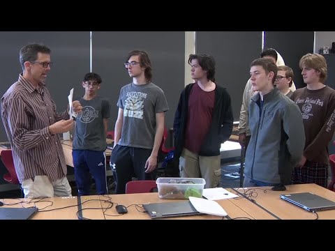 New pilot program trains high schoolers for growing semiconductor industry