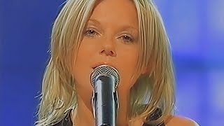 Geri Halliwell - Calling (Live at TOTP Germany 2001) • HD