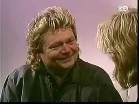1992 - AT5 - André Hazes interview - Mieke vd Wey