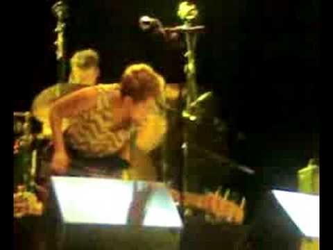 Triángulo de Amor Bizarro - El fantasma de la Transición