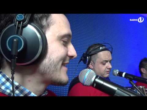 Modrijani - Extraordinary Merry Christmas (Glee)