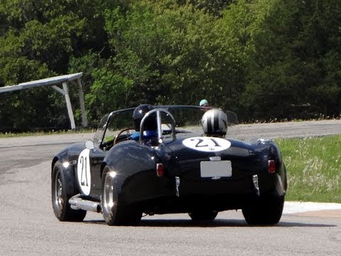 Thumbnail for AC Shelby Cobra 427 Racing Corvettes by Car