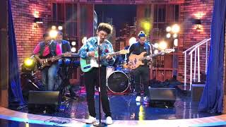 KUNTO AJI - KONON KATANYA LIVE AT TONIGHT SHOW