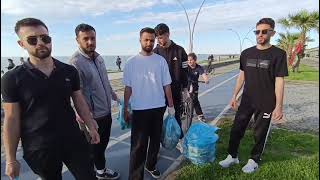 GENÇLERDEN ÖRNEK DAVRANIŞ: ÇÖPLERİ TOPLADILAR, BEŞİRLİ'Yİ PIRIL PIRIL 