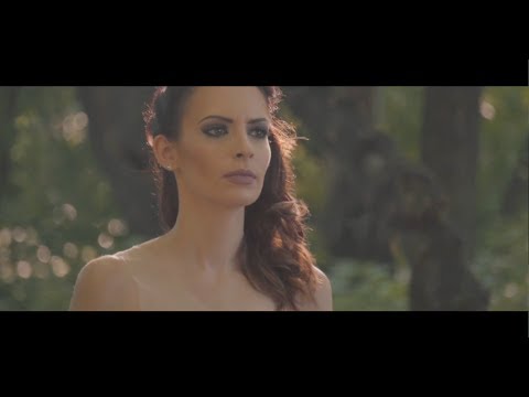 TANDI FLORA - GLÓRIÁD