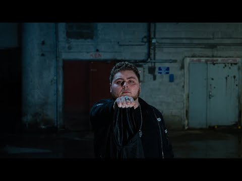 Hardwaxx - Out Of Time (Official Vidéo)