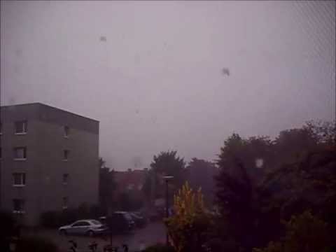 Unwetter mit Naheinschlägen,Downburst,Starkregen,Sturmböen und Hagel am 27.07.13