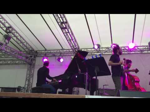Aaron Goldberg on piano (Yotam Silberstein Tokyo Jazz Fes) Sep3 2016