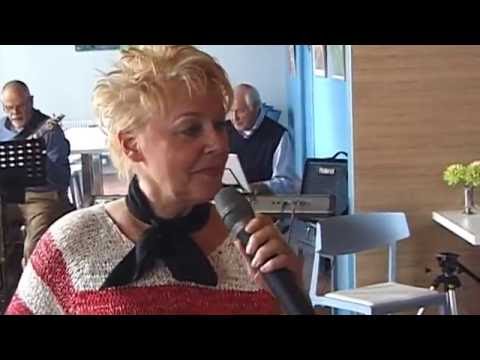 Mieke met Whatever Lola Wants