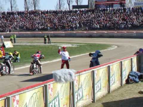 Bracia Jabłońscy w akcji podczas spotkania z KM Ostrów