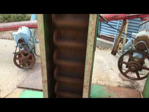 download lagu mp3 mp4 York Grain Legs, download lagu York Grain Legs gratis, unduh video klip York Grain Legs