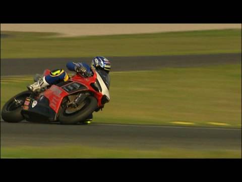 Rennstrecken-Test Ducati 848 Superbike-Pilot Roland Resch te