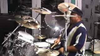 Dennis Chmabers Clinic - Daddy's Junky Music, Boston: Solo part 2