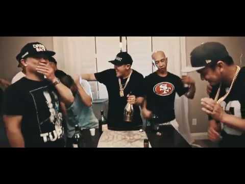 Gold Hut DJ Dee Saelee