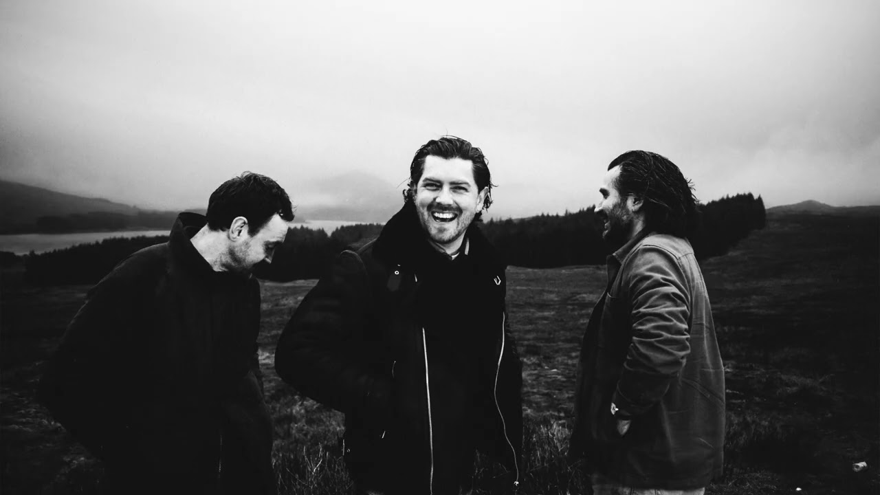 Twin Atlantic - Don't Quit It (Official Lyric Visualiser) - YouTube