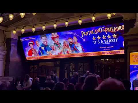 Pantoland  at the palladium with Donny osmond  29/12/21