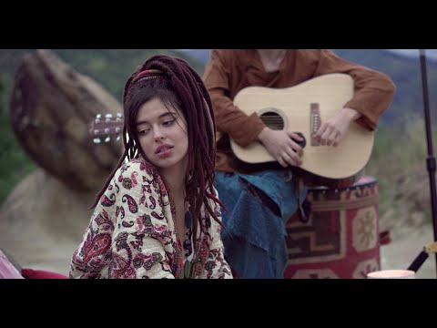 PETRA - Sunt bine (Acoustic Live Session)