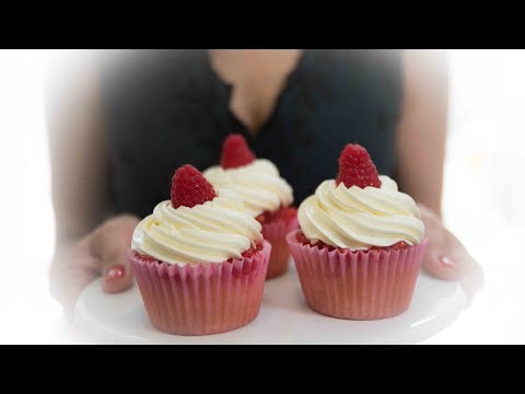 download lagu mp3 mp4 White Chocolate Cupcakes With Raspberry Buttercream Frosting, download lagu White Chocolate Cupcakes With Raspberry Buttercream Frosting gratis, unduh video klip White Chocolate Cupcakes With Raspberry Buttercream Frosting