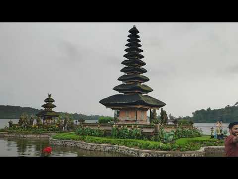 Ulun Danu Beratan: Holy Temple on the Lake Bali