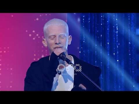 Ges Rabo për herë të parë këndon Meno live në Why Not