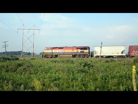 CN trains fly through the Wisconsin Countryside [Full length]