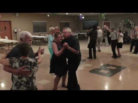 Leon Olsen Show Paloma Blanca and El Rio Drive Polkas Westphalia and Tennessee Waltzes