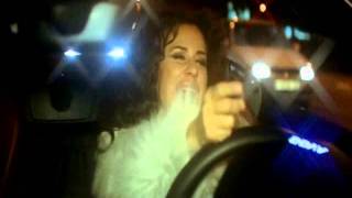 vicky larraz videoclip earthquake