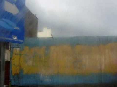 Chinoy - Riendo para no llorar