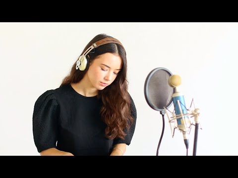Mad World - Tears for Fears (French Version by Chloé Stafler)