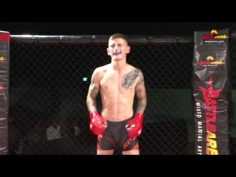 Macca White vs Ryan Nugent