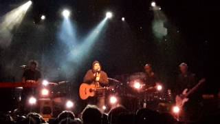 Daniel Belanger - Le parapluie