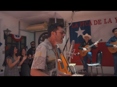 LaVitrola.cl: Dúo Constanzo-Molina & Amigos - Mix Año Nuevo 2023 (en vivo en la Picá de la Yasna)