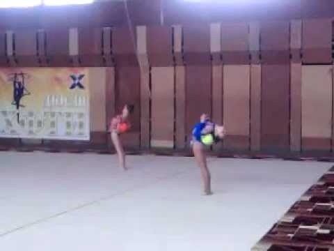 Настя Совриг мяч.mp4