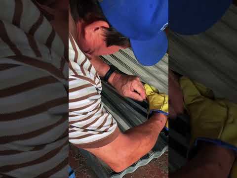 Familias damnificadas por la temporada de lluvias reciben material para reparación de viviendas