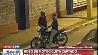 Robo de motocicleta captado por cámara de vigilancia en SFM