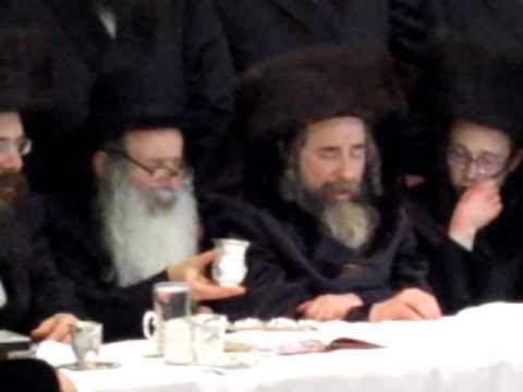 Amshinover Rebbe with Rachmistrivka Rebbe at Sheva Bruches