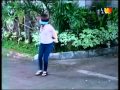 Nikita Willy Cleave Gag