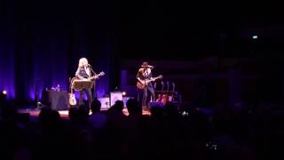 Lucinda Williams, live Tivoli Vredenburg, June 21, 2016, you can't close the door on love
