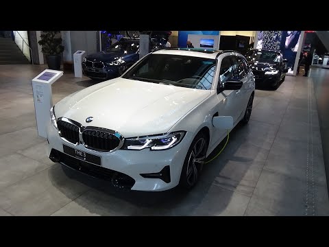 2021 BMW 330e xDrive Touring - Exterior and Interior - BMW Welt München