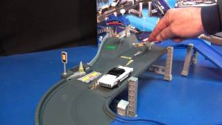 Freeway Chase (2004) Product Review - Another Hot Wheels World Playset