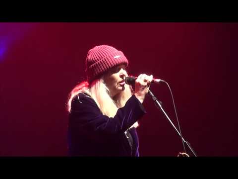 Fairport Convention & Sally Barker - "Dark the Night"  Cropredy 2019